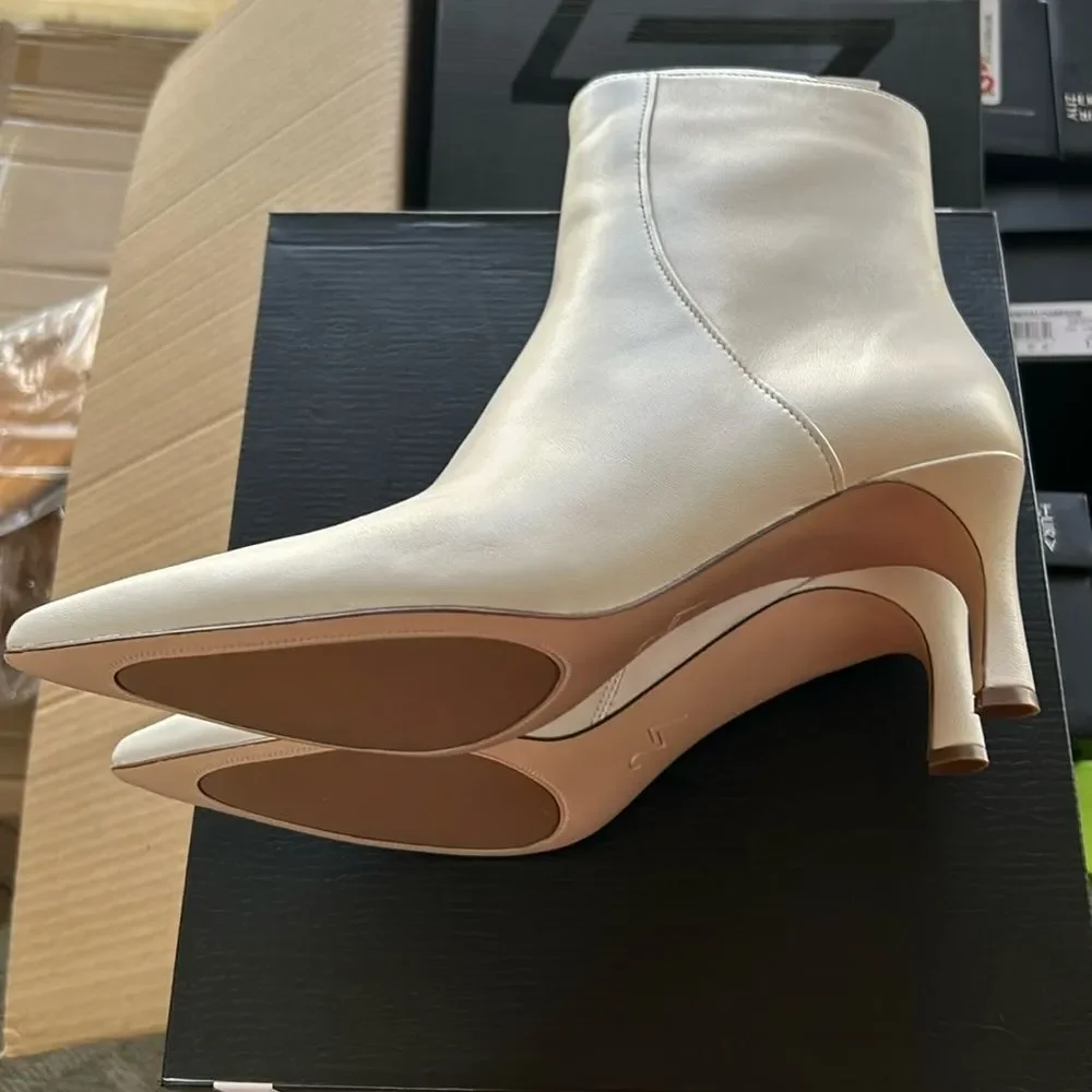27 EDIT Naturalizer Florentine Bootie in Satin Pearl Leather - Picture 4 of 7